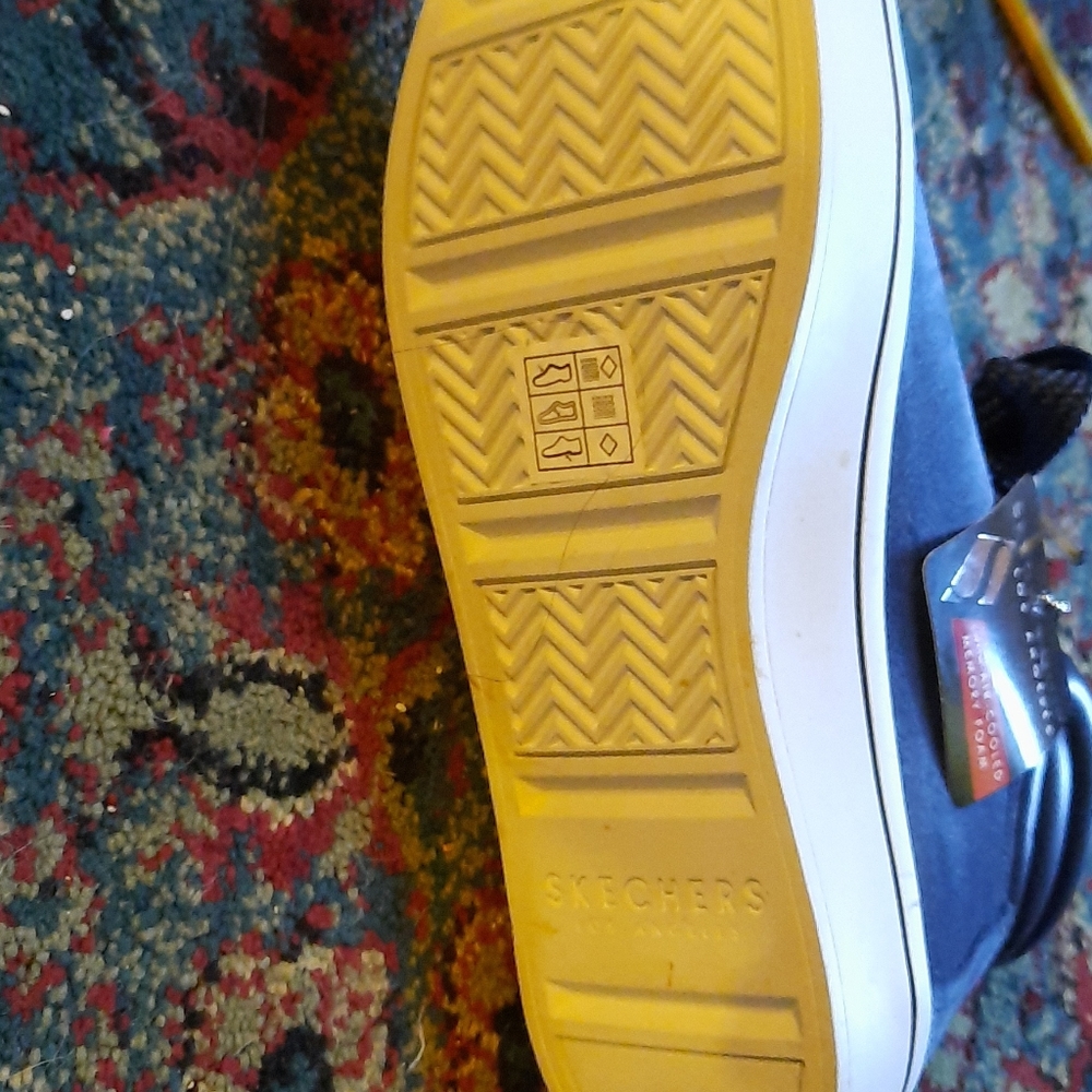 Never worn - Picture 5 of 5